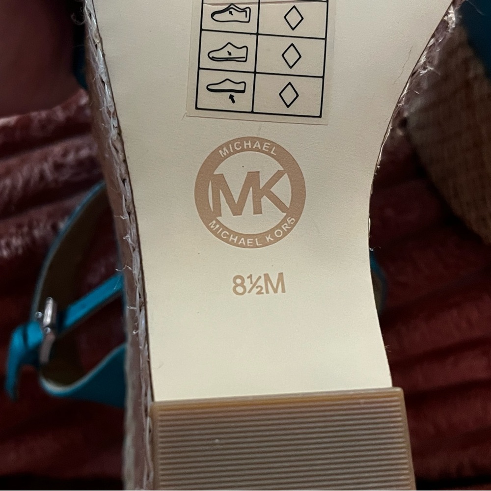 LIKE NEW Michael Kors Teal Leather Wedges 8.5 Worn ONCE for a couple of hours. - Picture 6 of 9